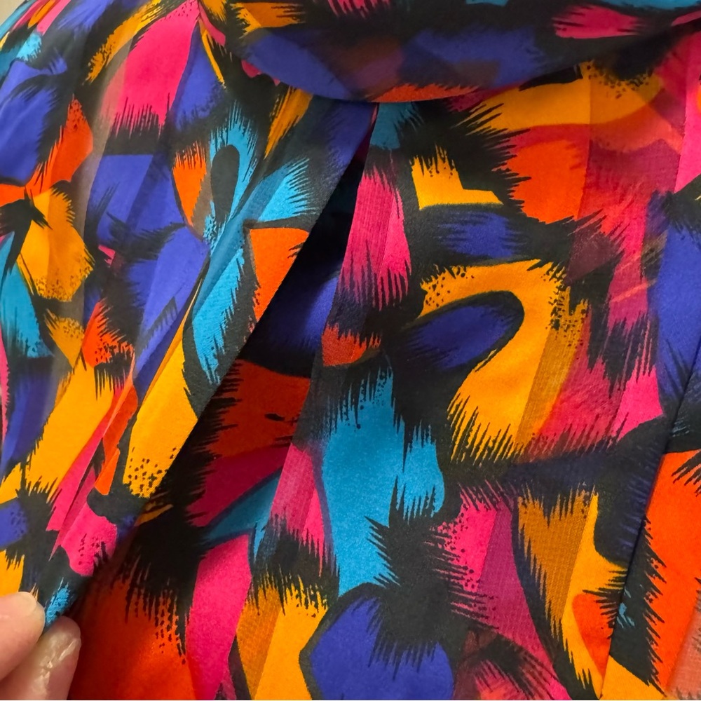 Vintage NICOLA Abstract Print High-Neck Blouse | Size 10 | NWT | Made in Korea - Picture 4 of 15